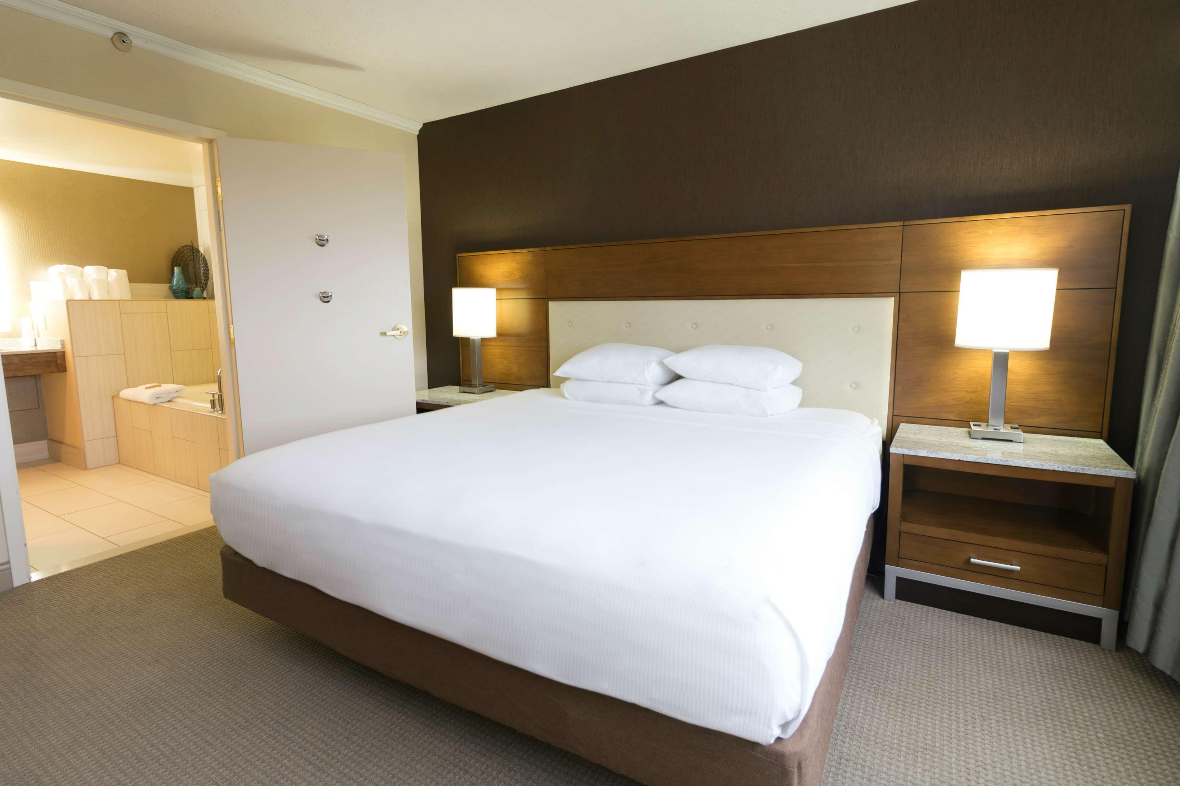 Doubletree By Hilton Spokane City Center Exteriör bild